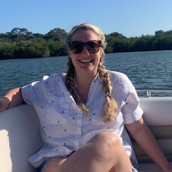 Meet your Posher, Taylor - Picture 1 of 1